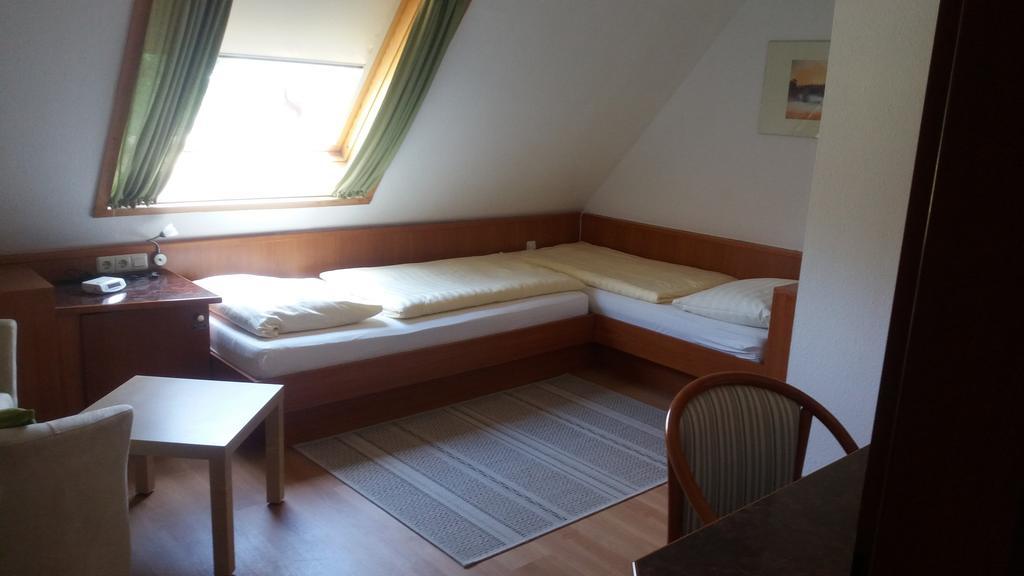 Altes Wirtshaus Foerdergersdorf Bed & Breakfast Tharandt Buitenkant foto