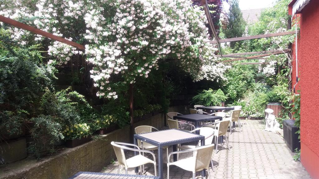 Altes Wirtshaus Foerdergersdorf Bed & Breakfast Tharandt Buitenkant foto